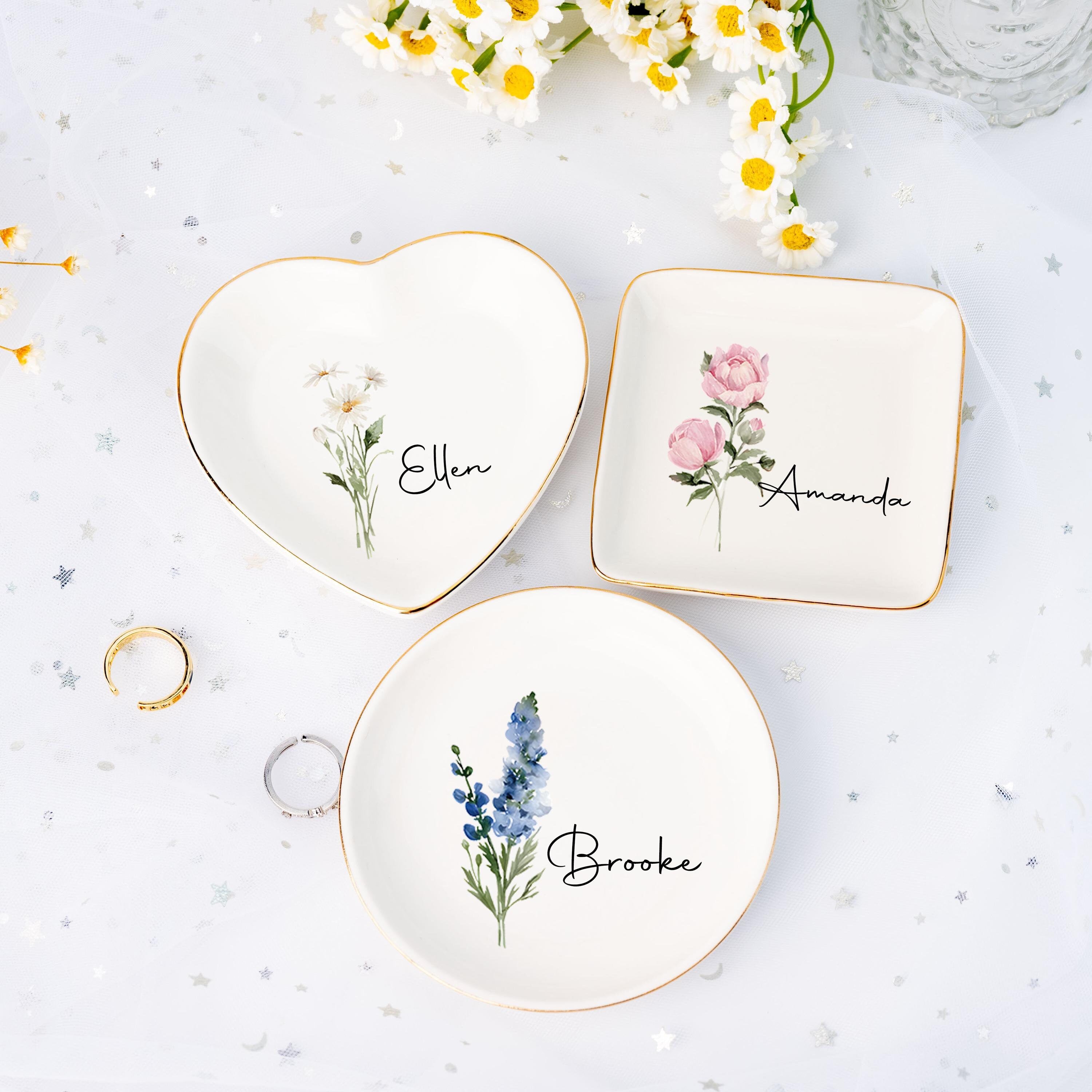 Personalized Birth Flower Jewelry Dish,Floral Name Trinket Dish,Wedding Bridesmaid Ring Dish,Jewelry Dish for Women,Christmas Gift for Her