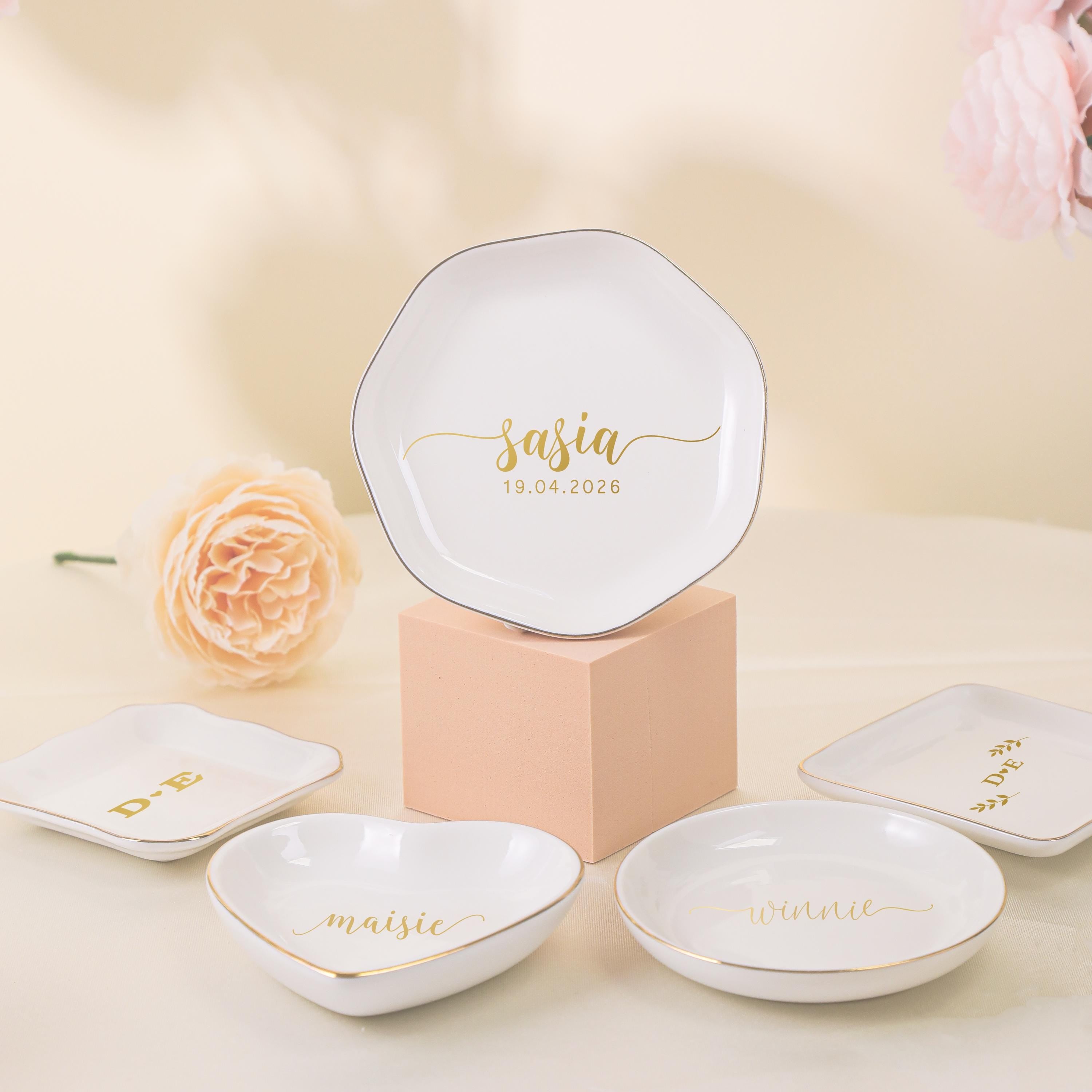 Personalized Wedding Gift/Minimalist Ring Dish/Bridal Shower Gift/Anniversary Gift/Bridesmaid Gift/Engagement Gift/Wedding Gift for Couple