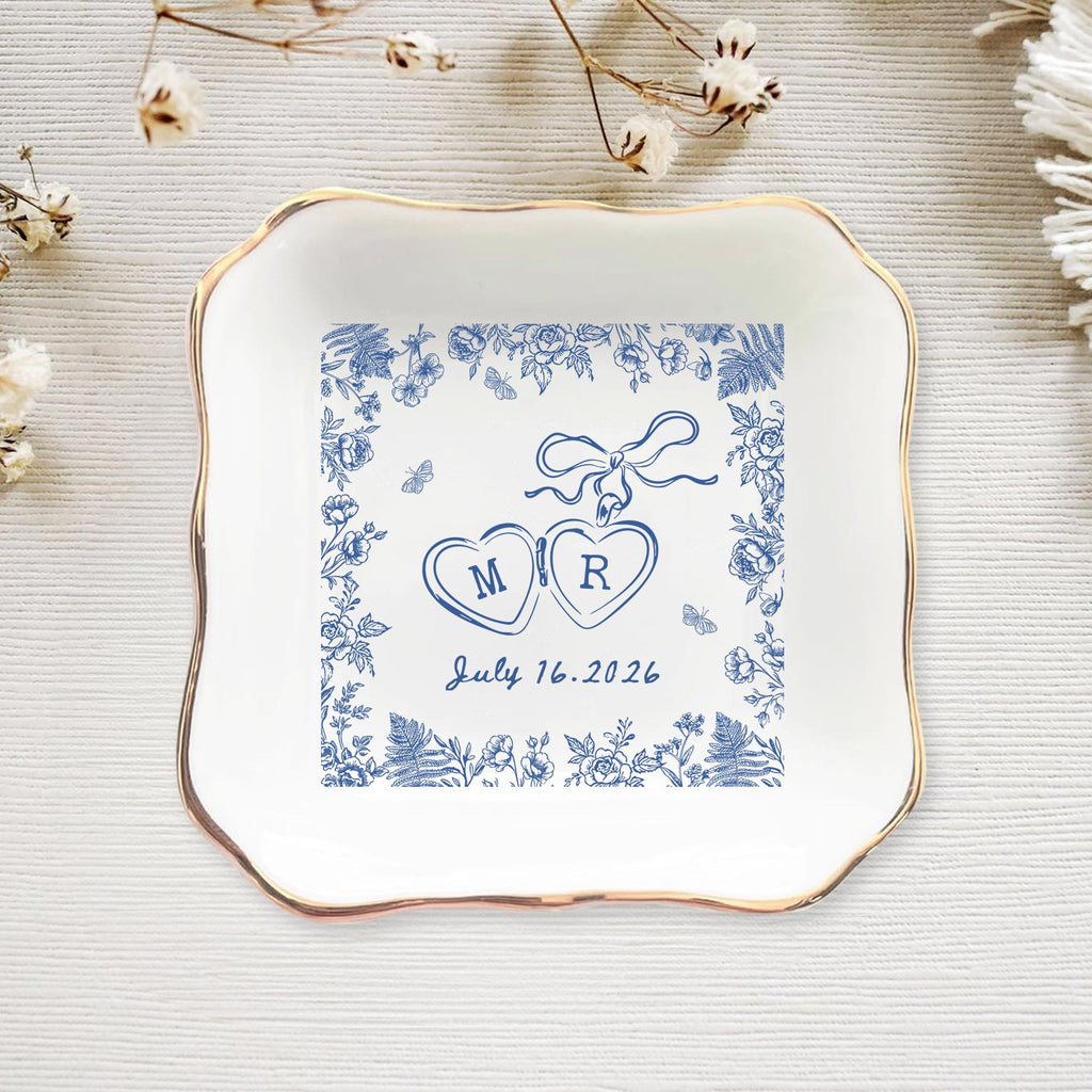 Custom Locked Ring Dish, Personalized Wedding Gift for Couple, Engagement Gift, Sentimental Gift for Bride, Handmade Custom Ring Holder Gift
