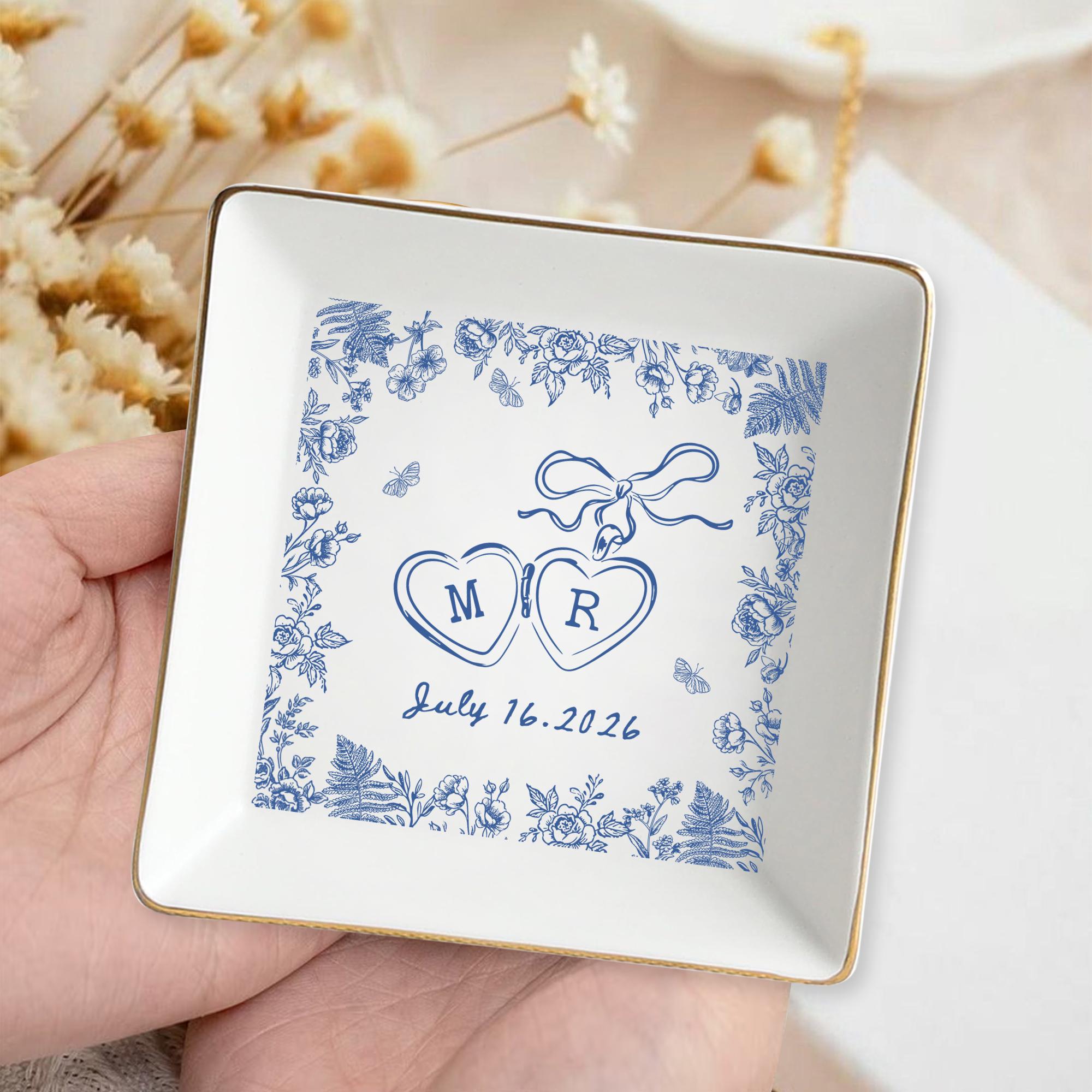 Custom Locked Ring Dish, Personalized Wedding Gift for Couple, Engagement Gift, Sentimental Gift for Bride, Handmade Custom Ring Holder Gift