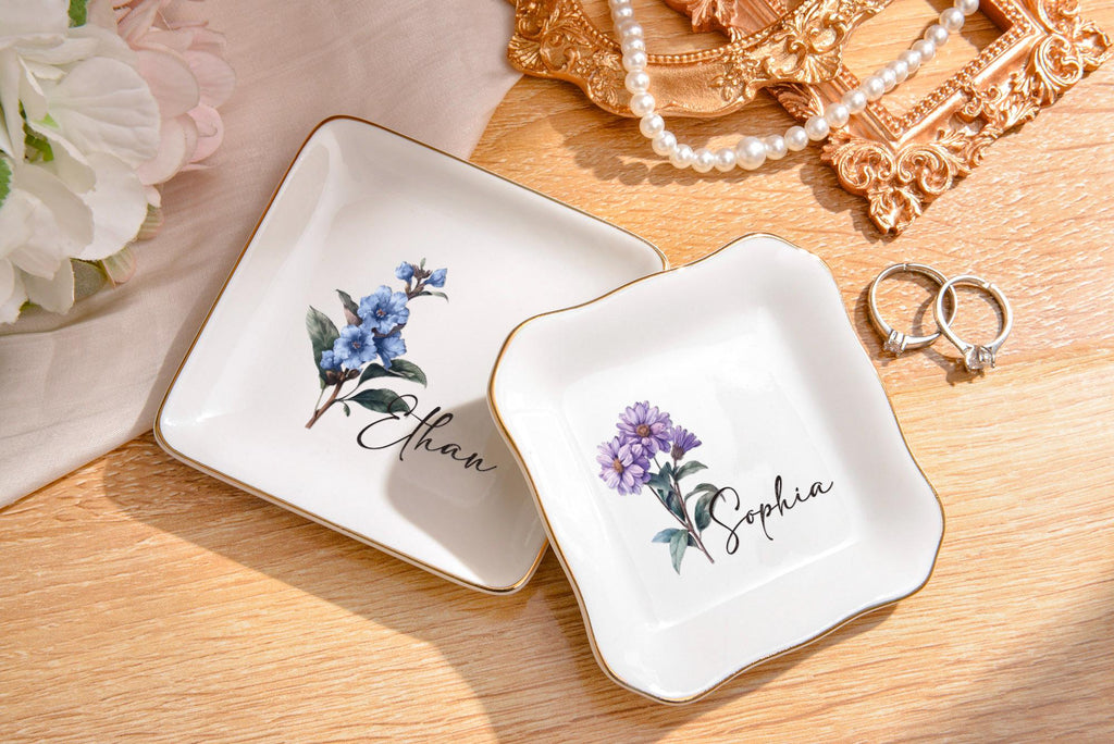 Personalized Birth Flower Ring Dish, Watercolor Flower Engagement Trinket Dish, Birth Flower Jewelry Dish, Bridesmaid Gift, Christmas Gifts