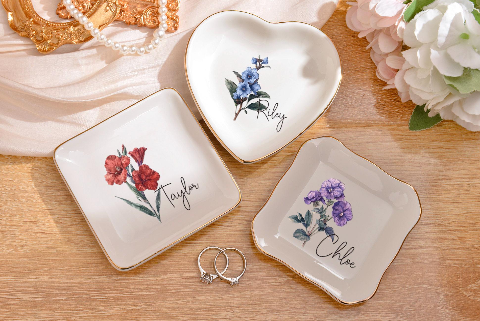 Personalized Birth Flower Ring Dish, Watercolor Flower Engagement Trinket Dish, Birth Flower Jewelry Dish, Bridesmaid Gift, Christmas Gifts